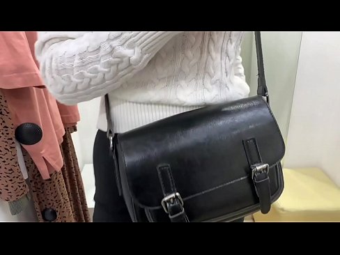 ❤️ Montaj odasında bir yapay penis ile genç orospu FeralBerry kamu mastürbasyon Güzel porno bizde