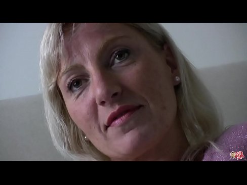❤️ Hepimizin becerdiği anne... Hanımefendi, kendinize gelin! Güzel porno bizde